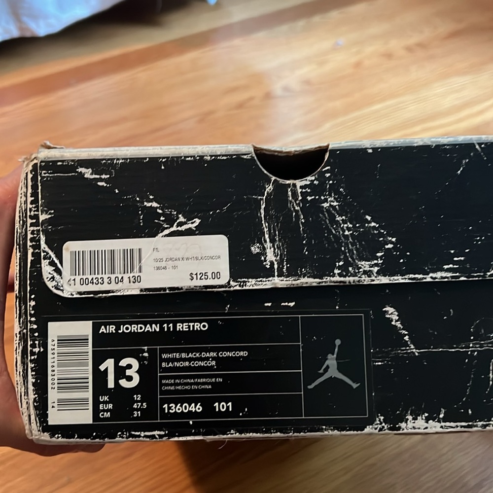 Deadstock. Size 13 2000 Jordan Retro XI Concord. - Picture 8 of 8